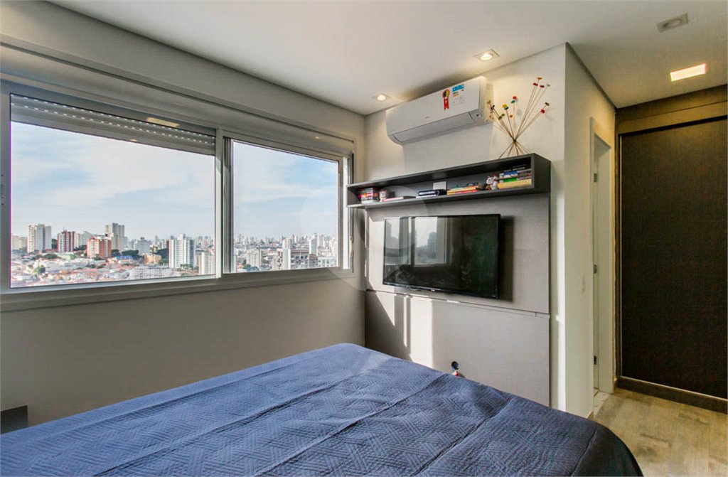 Apartamento à venda na Vila Mariana de 100m² com 3 dormitórios, 2 suítes, 2 vagas e lazer