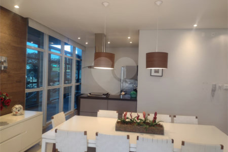 Apartamento á venda no Condomínio Edifício Murano