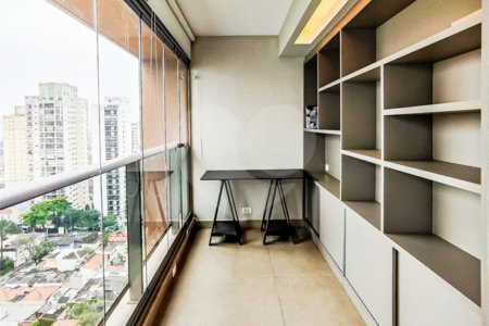 Apartamento totalmente mobiliado com ar-condicionado localizado no coração do Brooklin!!!