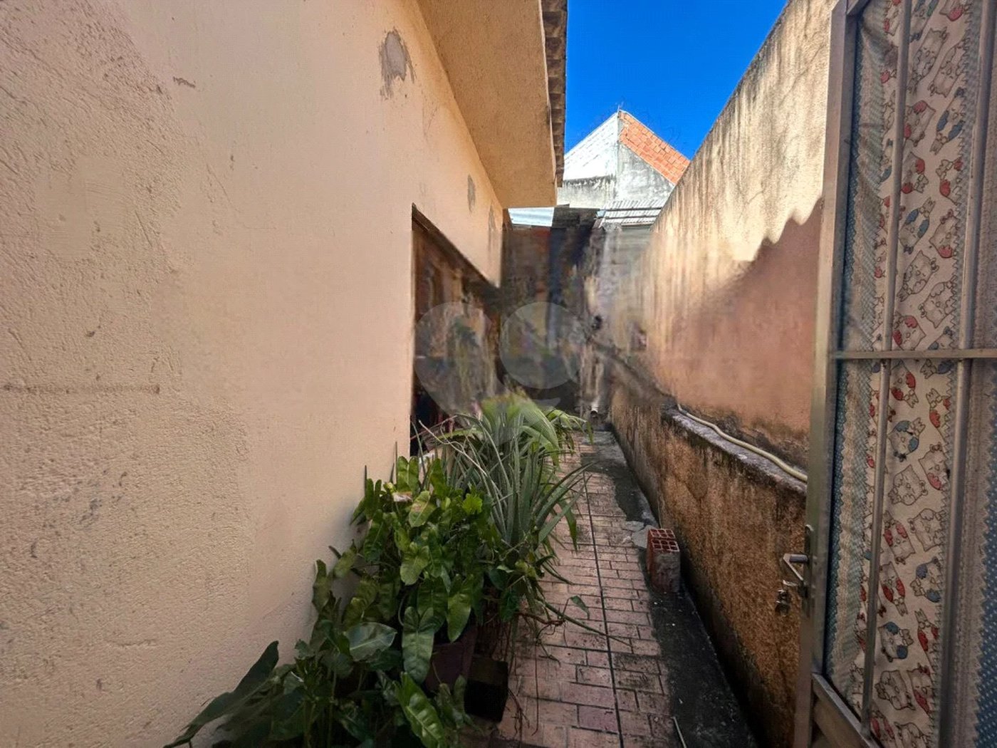 Oportunidade: 2 Casas térreas no Mesmo Terreno