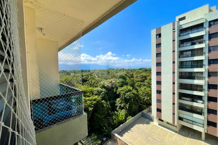 Apartamento à venda com 2 quartos, sendo 1 suíte,  em Riviera de São Lourenço, Bertioga, SP
