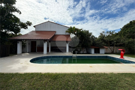 Mansão Colonial de Alto Padrão na Ogiva – Cabo Frio/RJ