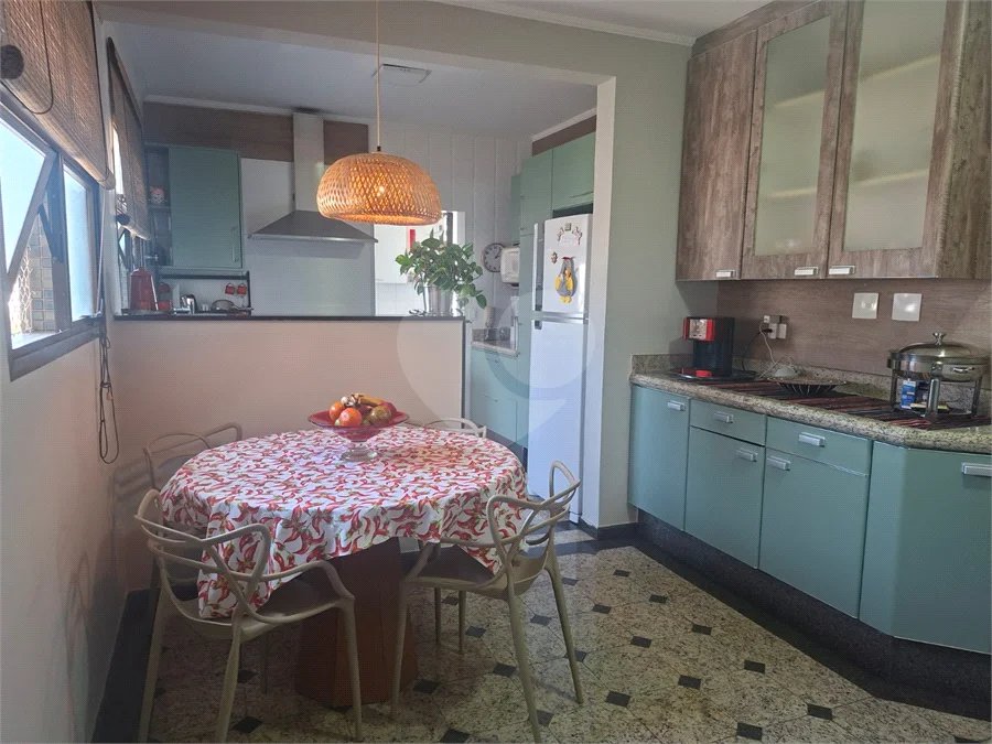Apartamento elegante no Ed. Albatroz, bairro Pau Preto, todo reformado, com 4 dormitórios (2 suítes, uma com closet) à VENDA, 180 m², por R$ 1.080.000,00 em Indaiatuba/SP.