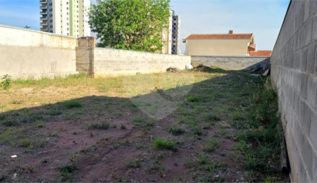 Terreno à venda no Centro, São Carlos, SP