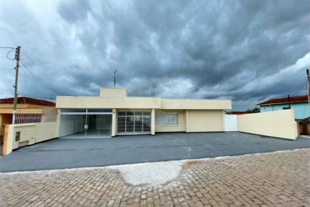 Casa Comercial Estratégico no Centro de Atibaia – Locação ou Venda