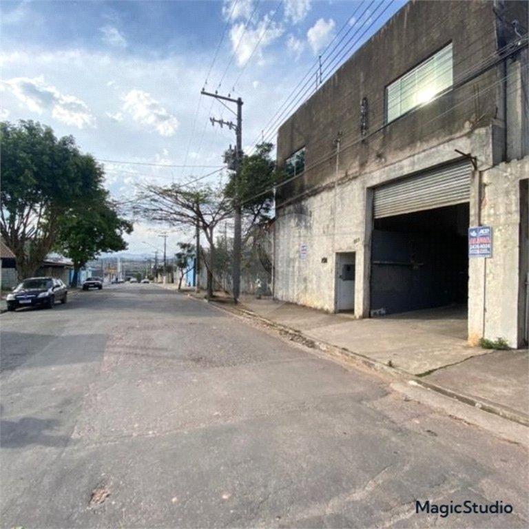 Galpão com 530m² , 3 banheiros , `venda em Guarulhos.