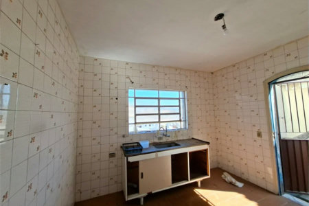 Sobrado à venda com 3 quartos, sendo 1 suíte, em Jardim Esmeralda, São Paulo, SP