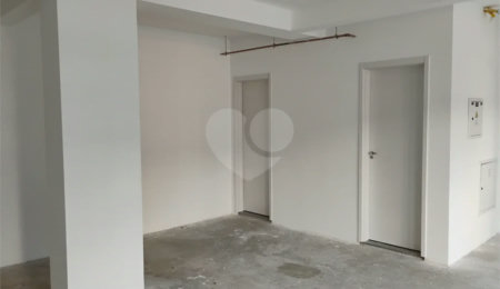 Excelente sala comercial com 50 M² no Jabaquara.
