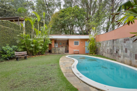 Casa com 4 quartos á venda no Jardim Marajoara, São Paulo - SP