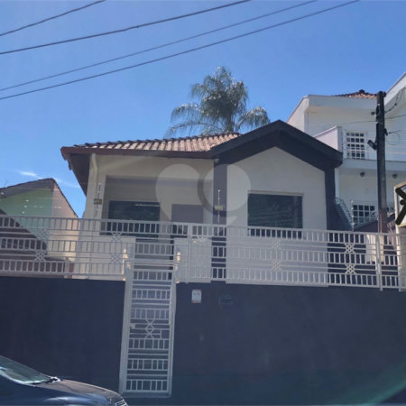 Casa para venda no Centro.