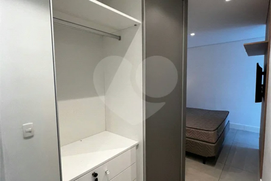 Linda Cobertura Duplex para venda no Jardim Paulista com 87,45 m² decorada!