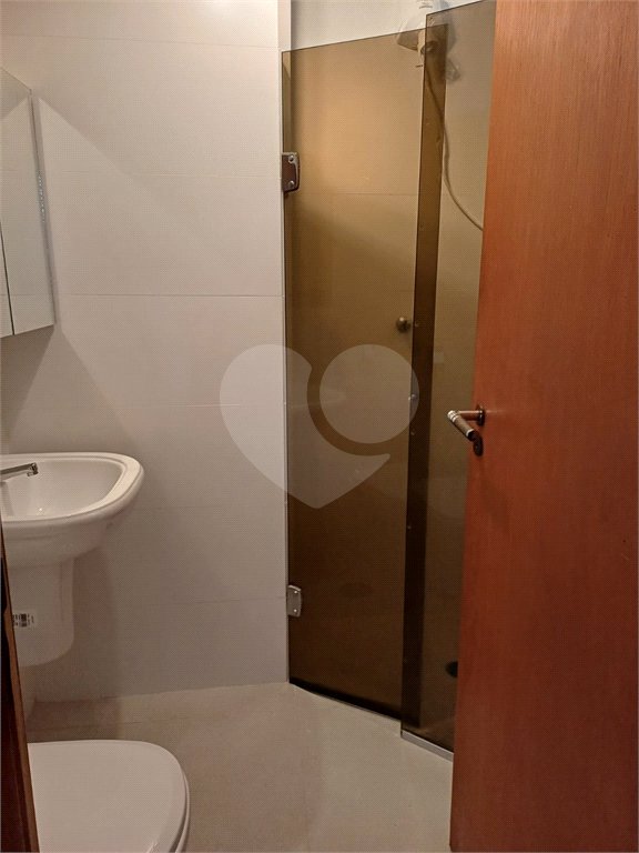 Apartamento com 77m² e 2 dormitórios próximo a Paulista e Metrô Trianon-Masp.