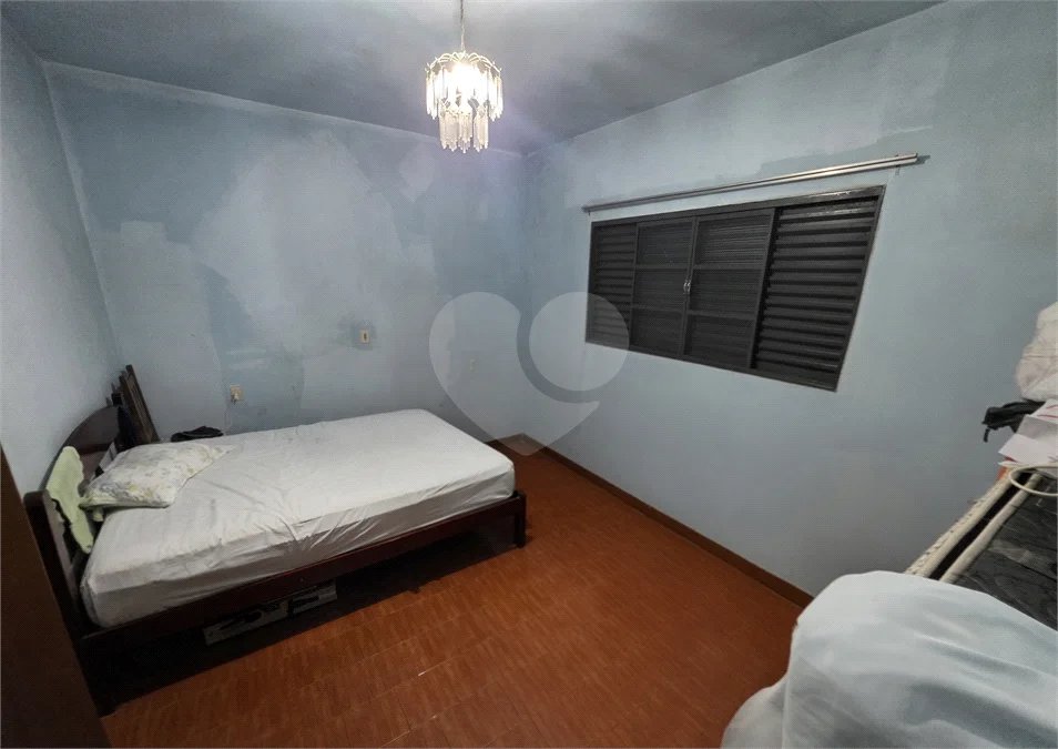 Casa térrea, 2 dormitórios com salão comercial Jd. Nova São Carlos