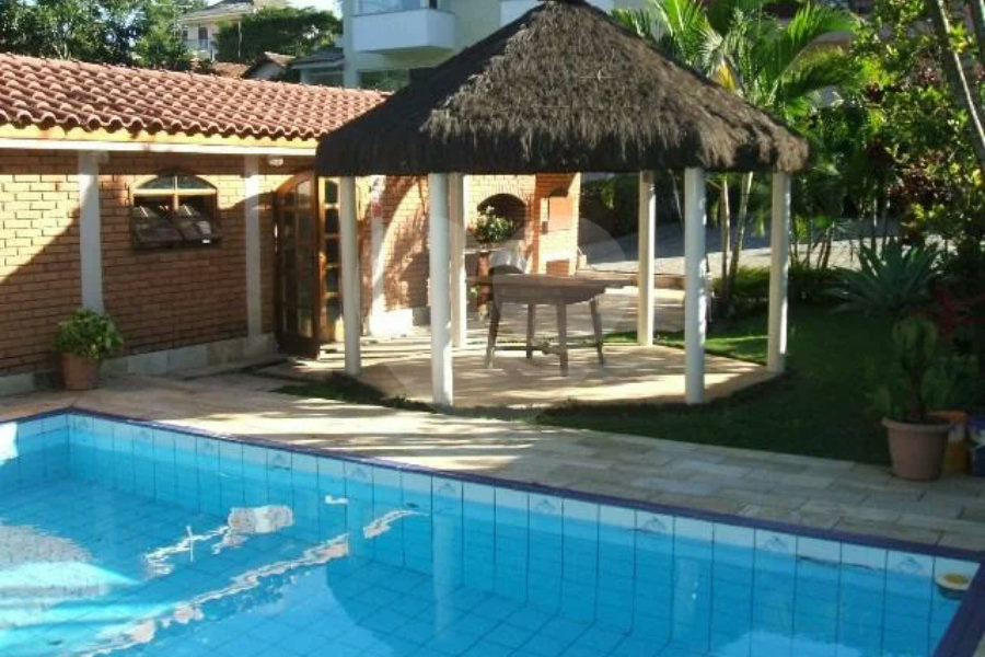 CASA TÉRREA COM 4 SUÍTES NO BAIRRO DO TREMEMBÉ