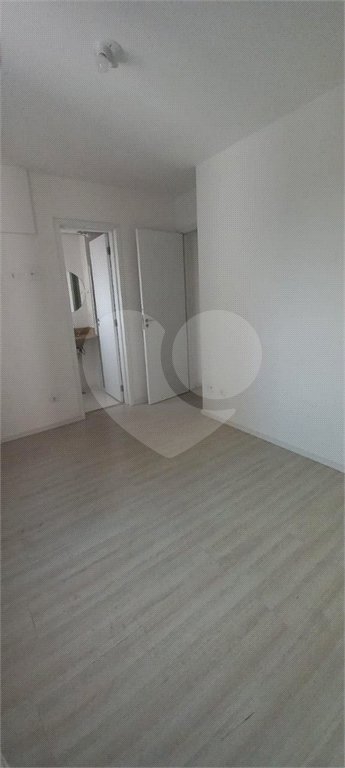 Apartamento com sacada - metrô Tucuruvi - NOVO