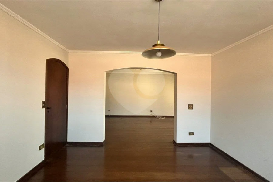 Venda Casa com 4 Dormitórios no Parque Santa Cecília