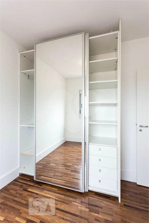 Apartamento à venda com 3 quartos, sendo 1 suíte, em Brooklin, São Paulo, SP
