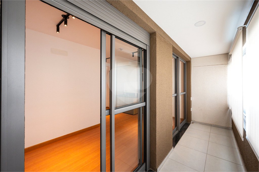 LINDO STUDIO DE 32M² PRÓXIMO DE TUDO