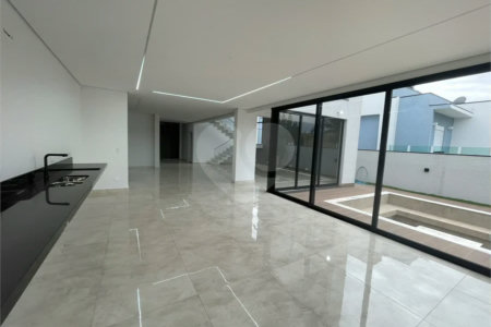 Casa Alto Padrão | 4 suites | Condominio Clube | Atibaia