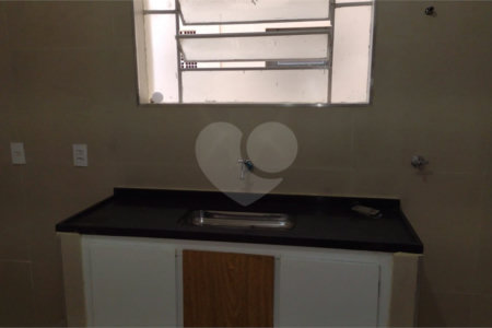 Apartamento no Condomínio Residencial Itaipu