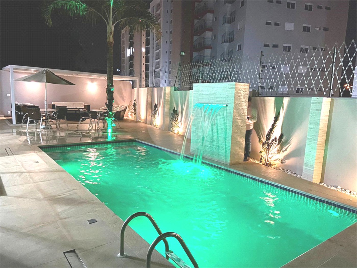Casa à venda em Condomínio fechado em São Carlos Parque Faber 1