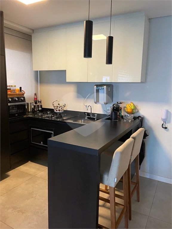 Apartamento VENDA Santa Cecília com 40,29m2, 1 quarto, sala, varanda, cozinha, banheiro e 1 vaga de garagem