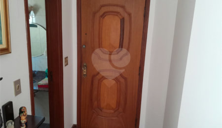 Apartamento à venda com 3 quartos, sendo 1 suíte,  no Centro, São Carlos, SP
