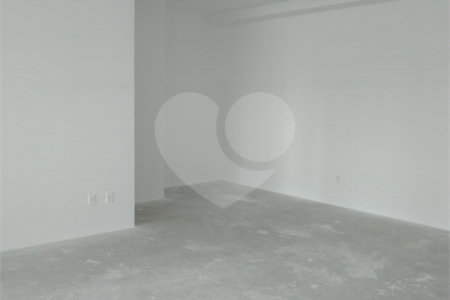 Apartamento tipo garden, novo, nunca habitado. 4 suítes