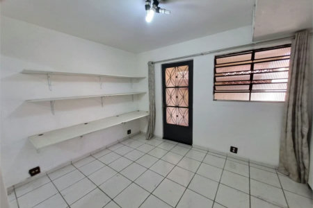 Sobrado à venda com 3 quartos, sendo 1 suíte,  em Jardim Ester Yolanda, São Paulo, SP