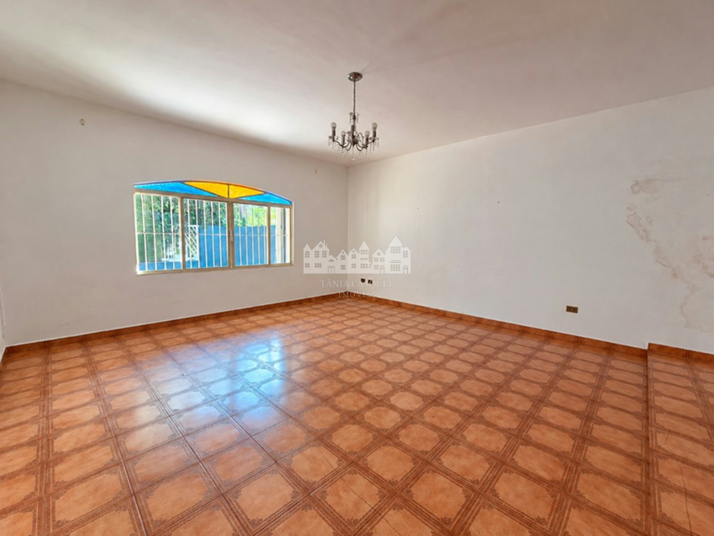 Casa Térrea à venda com 4 quartos, sendo 2 suítes, em Loteamento Loanda, Atibaia, SP