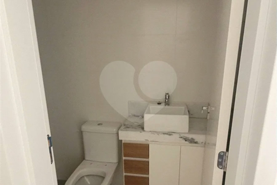 Apartamento com Varanda Gourmet e Suíte com Closet – 2 Vagas Cobertas!