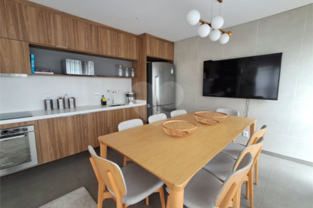 Studio de 25m² mobiliado e com varanda condomínio com lazer Vila Mariana