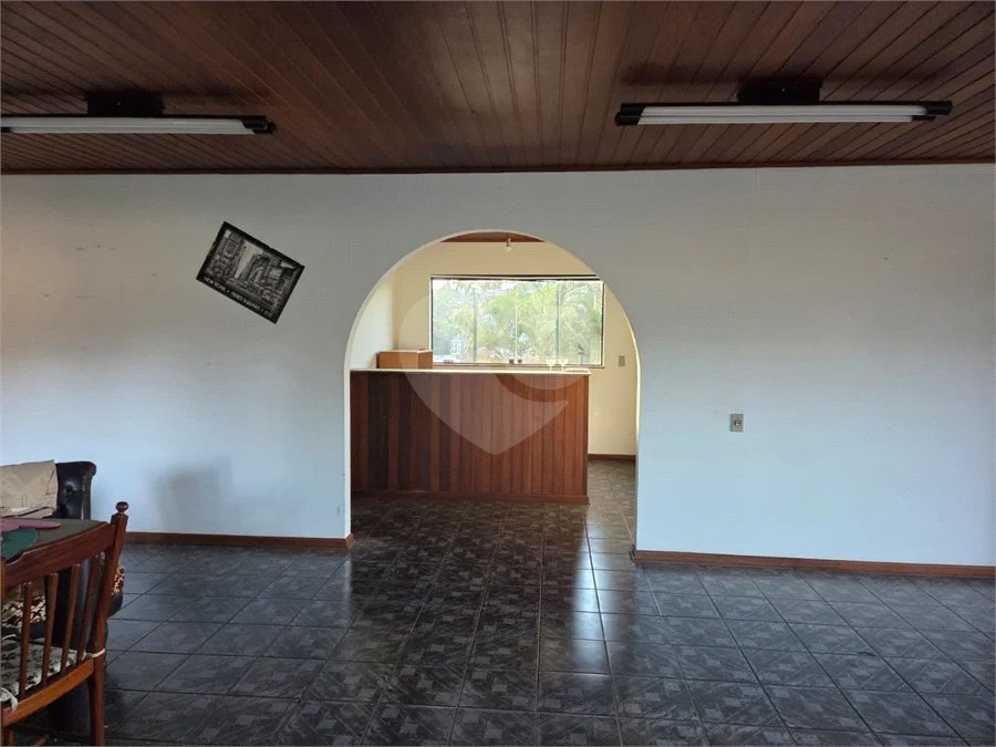 Casa à Venda com 5 quartos em Atibaia/SP