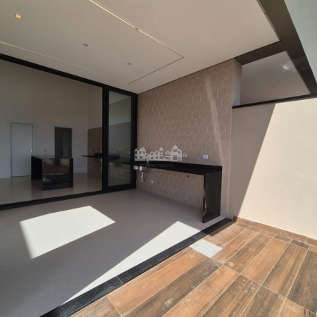 Casa térrea moderna com piscina privativa à venda no Jardim dos Pinheiros, em Atibaia