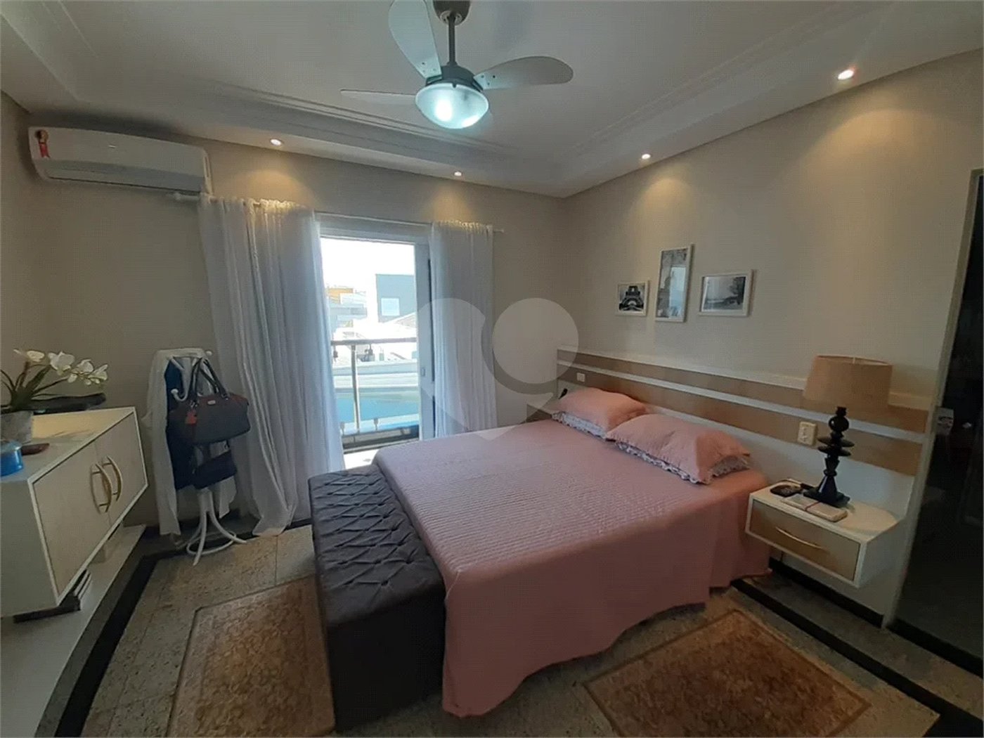 Ótima casa disponível para venda em Piracicaba, no Condomínio Residencial Village Des Lions no bairro Pompéia