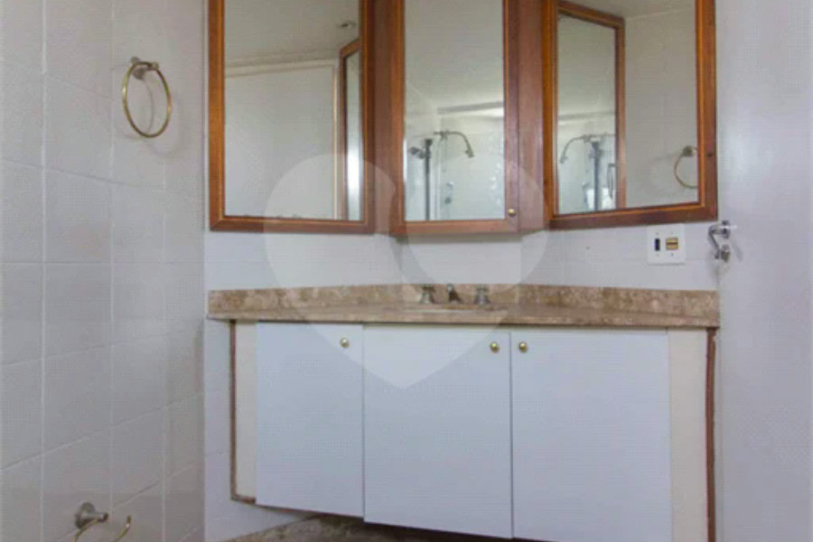 Apartamento residencial para Venda. Oportunidade abaixo do preço, Venha fazer uma visita.