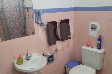 Vende-se sobrado no Centro de São Carlos