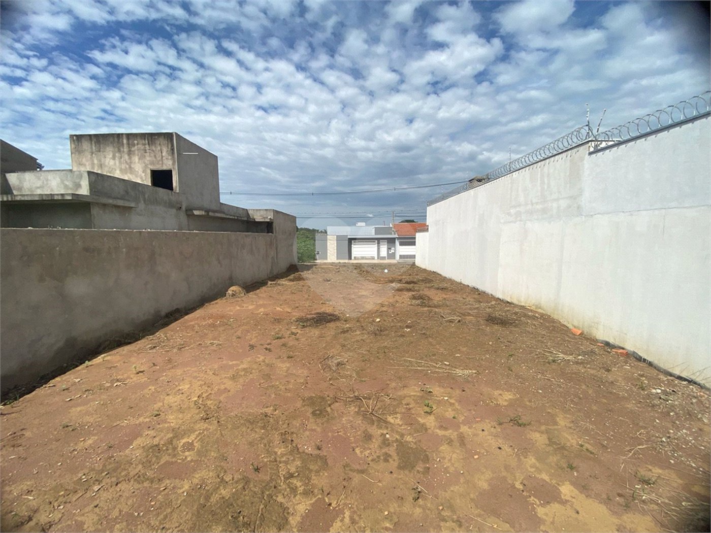 Terreno à Venda no Jardim Embaré - São Carlos