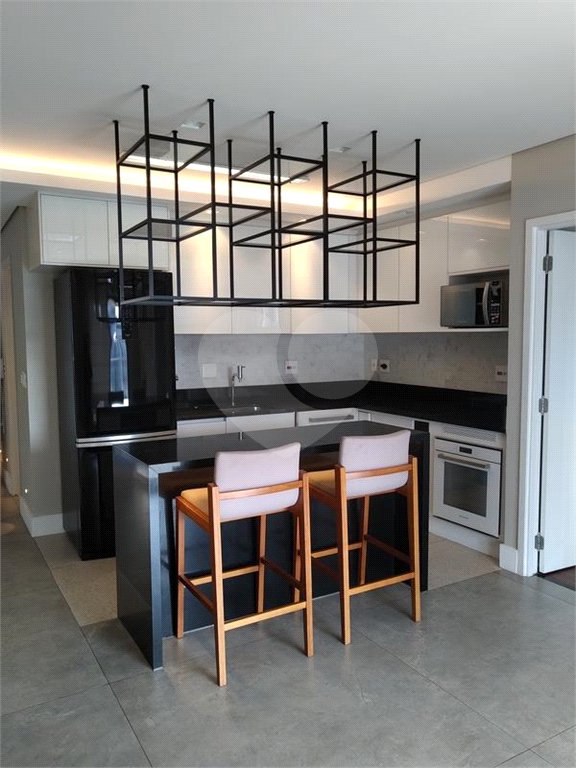 Apartamento para alugar com 1 suíte em Vila Nova Conceição, São Paulo, SP