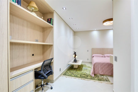 Apartamento à venda com 3 suítes em Jardim Marajoara, São Paulo, SP