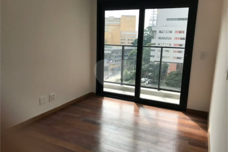 Apartamento com 3 suítes à venda no Jardim América - SP