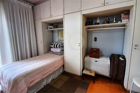 Casa de Vila à venda com 4 quartos, sendo 3 suítes, em Brooklin Velho, São Paulo, SP