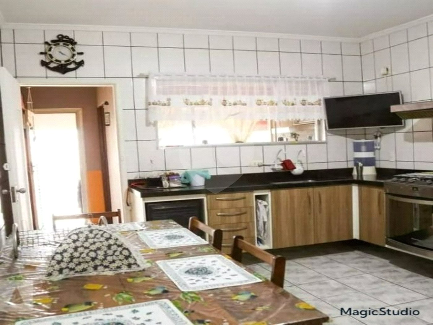 Casa com 120m² , 4 dormitórios , sendo 1 suíte , 3 vagas de garagem , à venda no Jabaquara.
