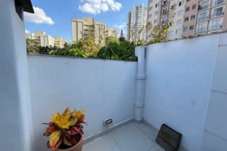 Casa para venda em Jardim Peri Peri com 3 quartos, sendo 1 suíte, 149m²