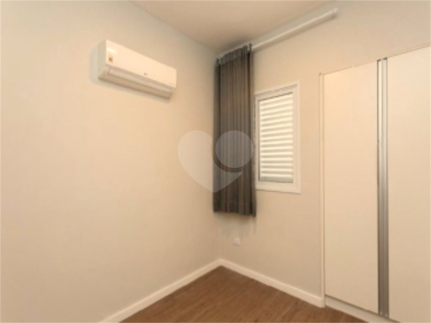 A Passos do Metrô Oscar Freire! Apartamento com Infraestrutura Completa na Rua Lisboa.