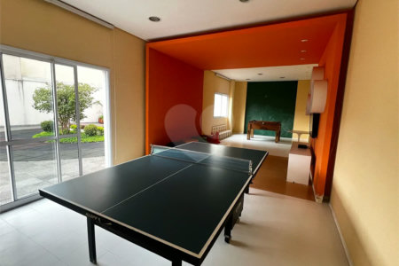 Apartamento com 246m² , 4 dormitórios , sendo 2 suítes , 4 vagas de garagem , à venda na Penha.