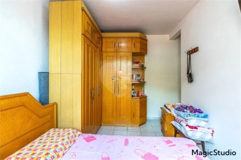 Casa com 175m², 4 dormitórios, sendo 3 suítes, 2 vagas de garagem, à venda na Vila Formosa.