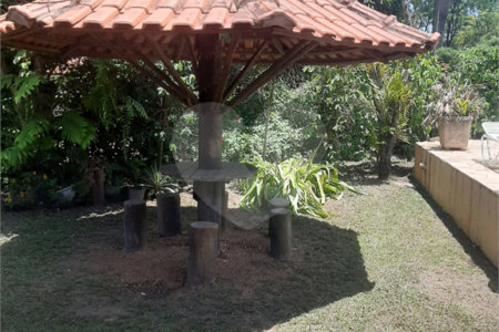 Chácara no Lagoa Dourada .