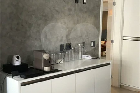 Apartamento na Mooca com 204 m² com vista maravilhosa, sendo 3 suítes e 4vagas.