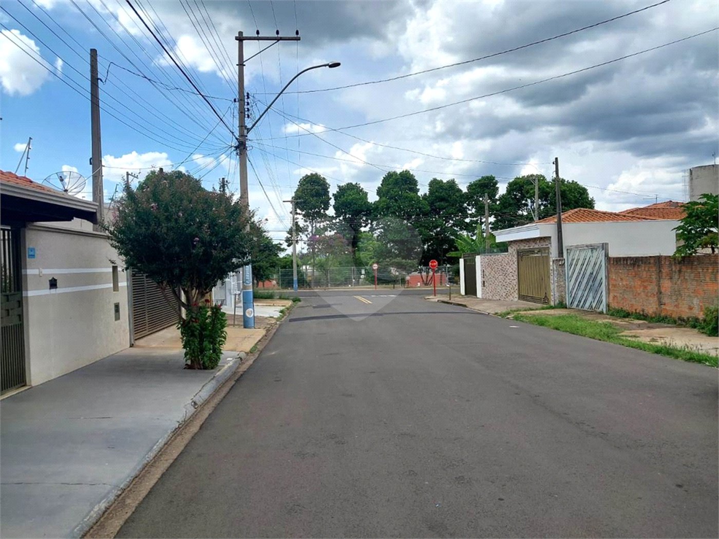 Casa sobrado para venda no Residencial Itamarati